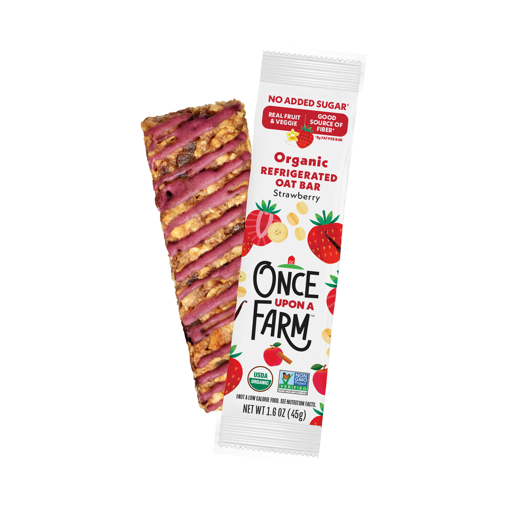 Front of Package: Strawberry Refrigerated Oat Bar